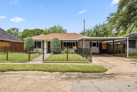 2210 Commander Street Pasadena TX 77502