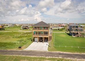 1129 Blue Water Drive Crystal Beach TX 77650