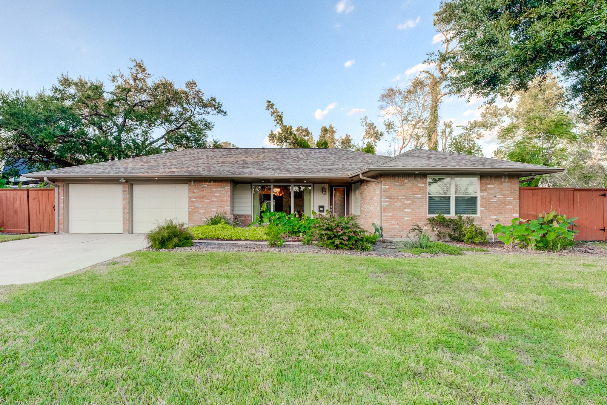 926 Drane Court Houston TX 77008