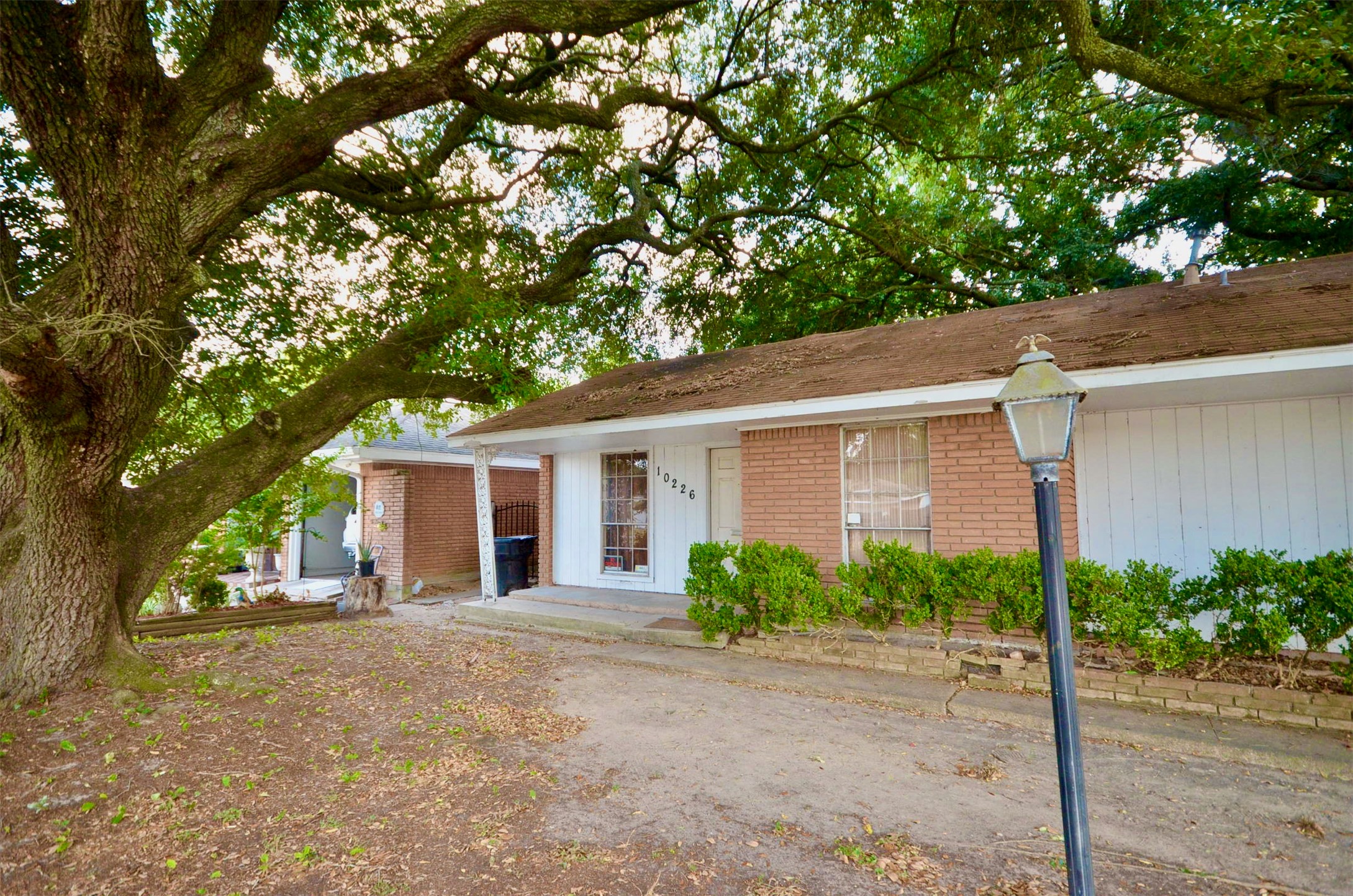 10226 Aves Street Houston TX 77034