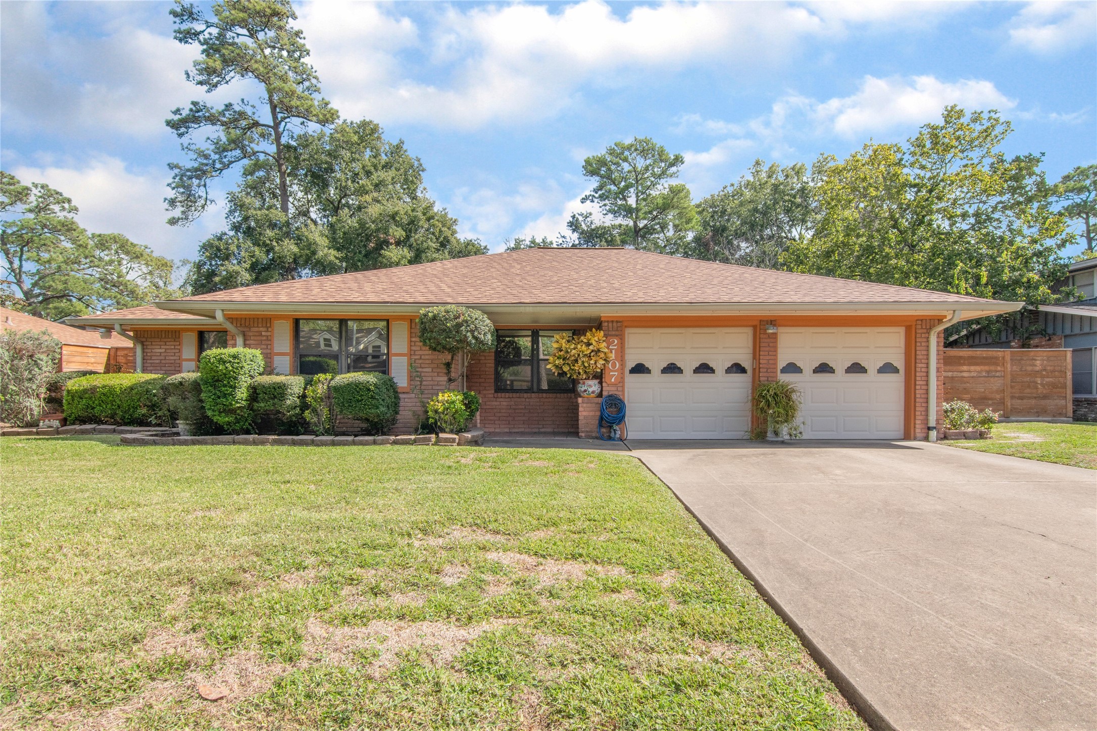2107 Possum Creek Road Houston TX 77017