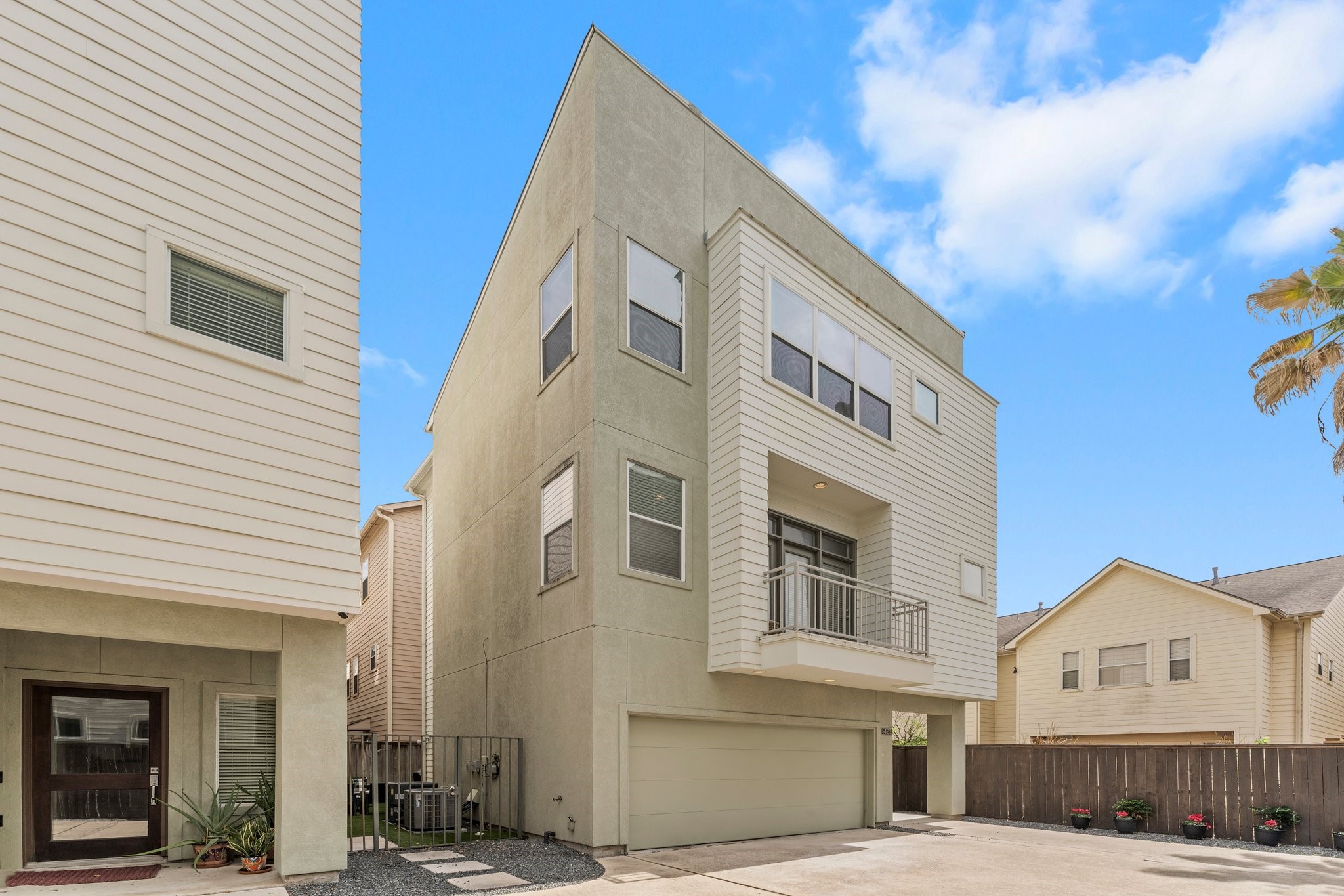 5423 Kansas Street Houston TX 77007