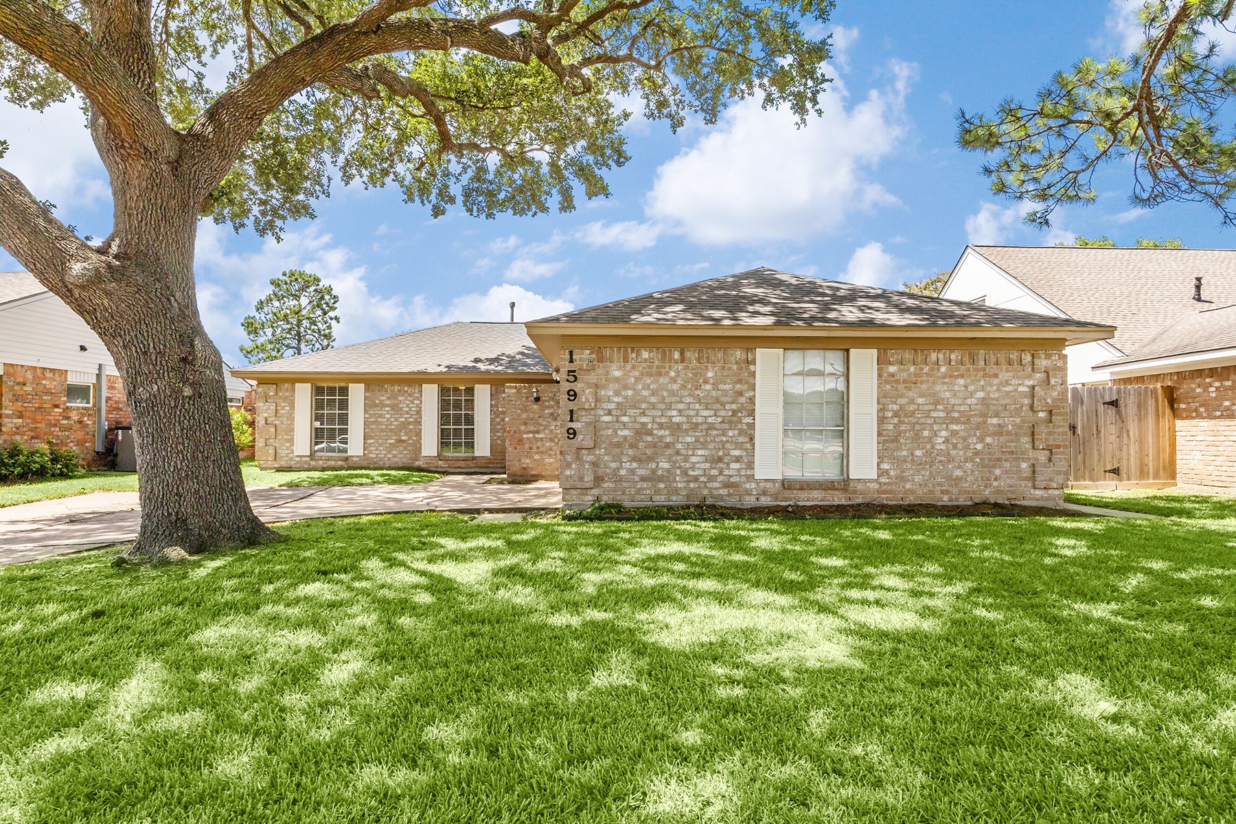 15919 Hickory Knoll Drive Houston TX 77059