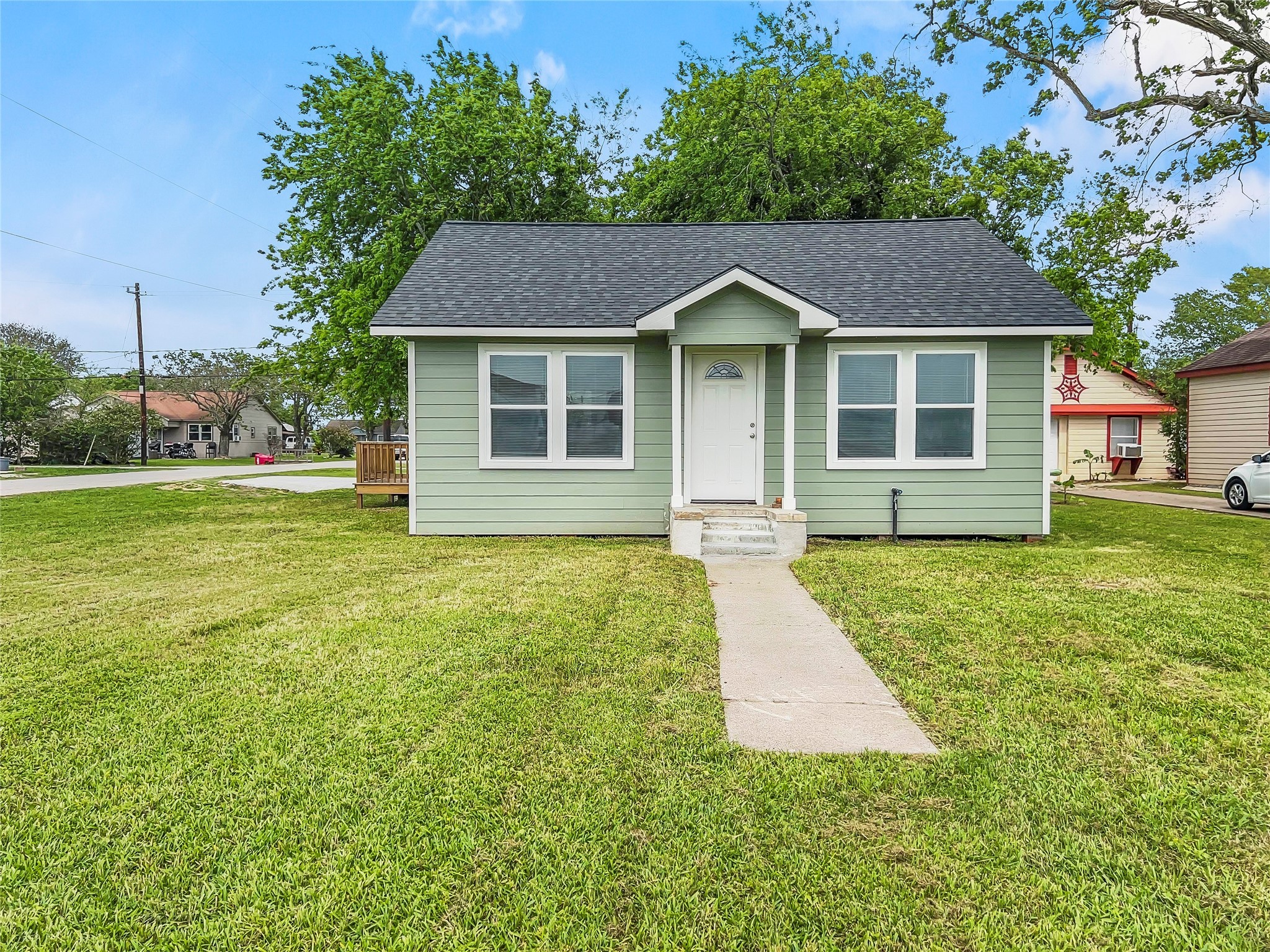 1324 N Gulf Boulevard Freeport TX 77541