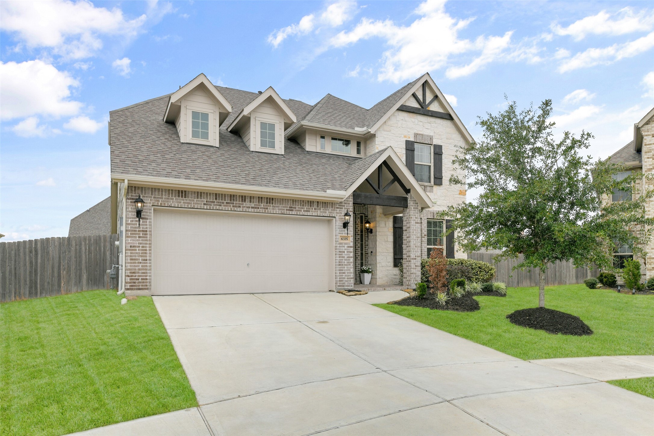 6335 Clearwater Drive League City TX 77573