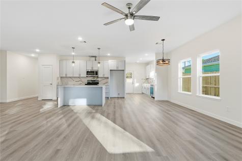 2315 Cedar Street Pearland TX 77581