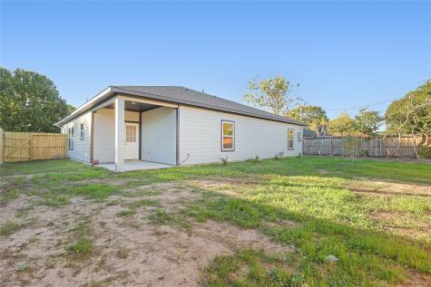 2315 Cedar Street Pearland TX 77581