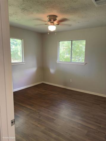 413 Betty Road South Houston TX 77587