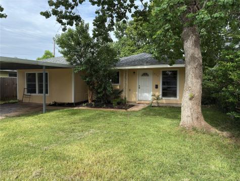 413 Betty Road South Houston TX 77587