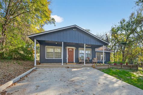 85 Hill Top Road Huntsville TX 77320