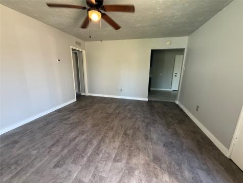 5402 Flamingo Drive Houston TX 77033