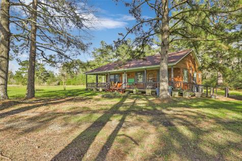 688 County Road 677 Dayton TX 77535