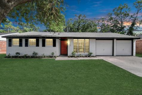4323 Grapevine Street Houston TX 77045