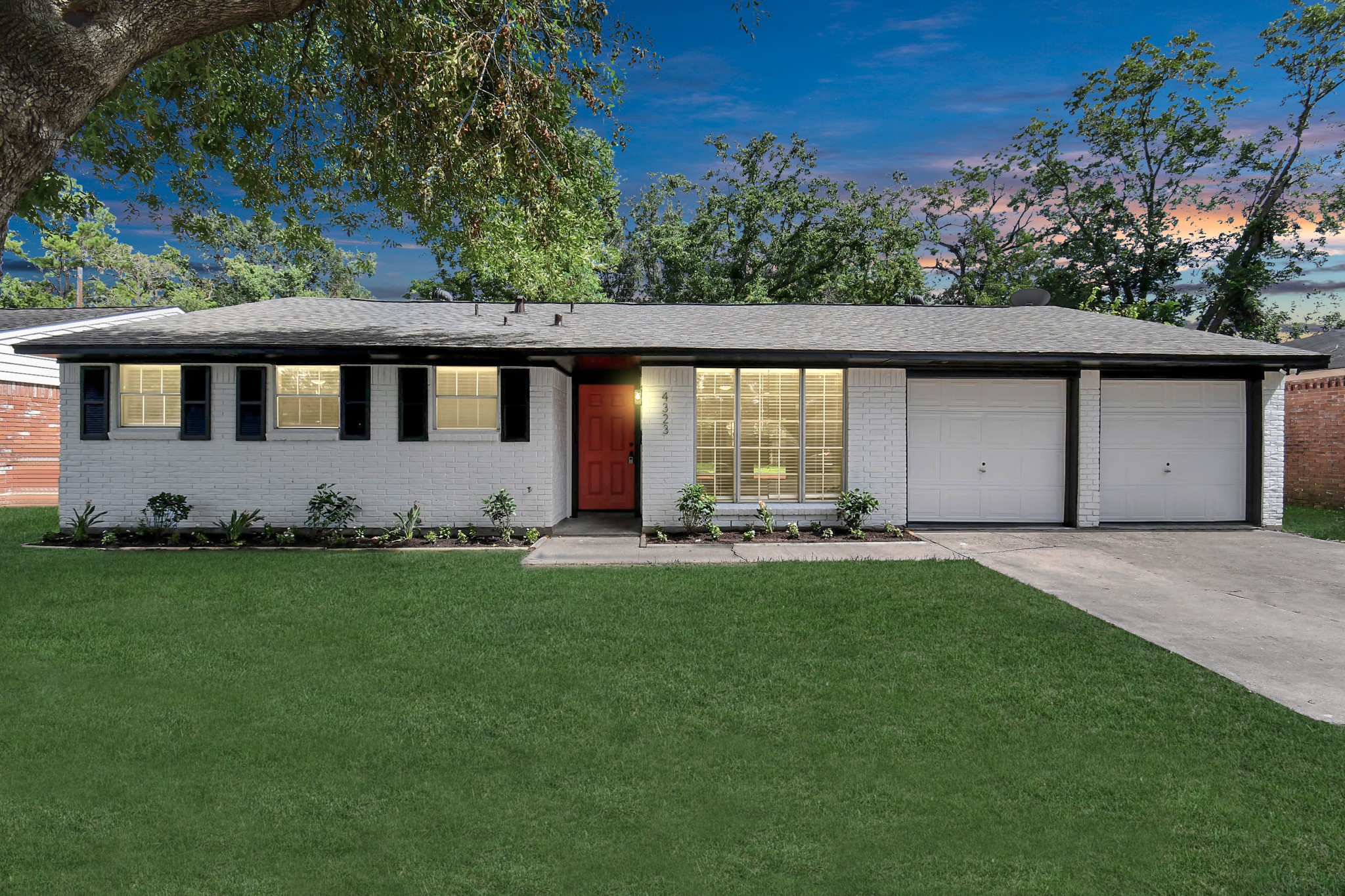 4323 Grapevine Street Houston TX 77045