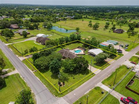 15631 Fir Road Santa Fe TX 77517