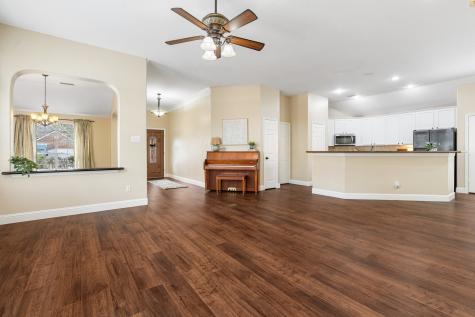 15 Paddock Pines Place The Woodlands TX 77382