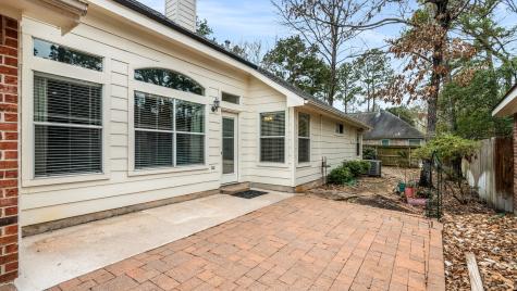 15 Paddock Pines Place The Woodlands TX 77382