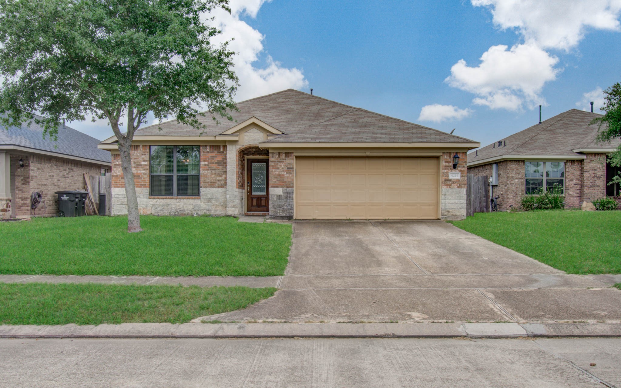 5225 Bailey Lane Alvin TX 77511