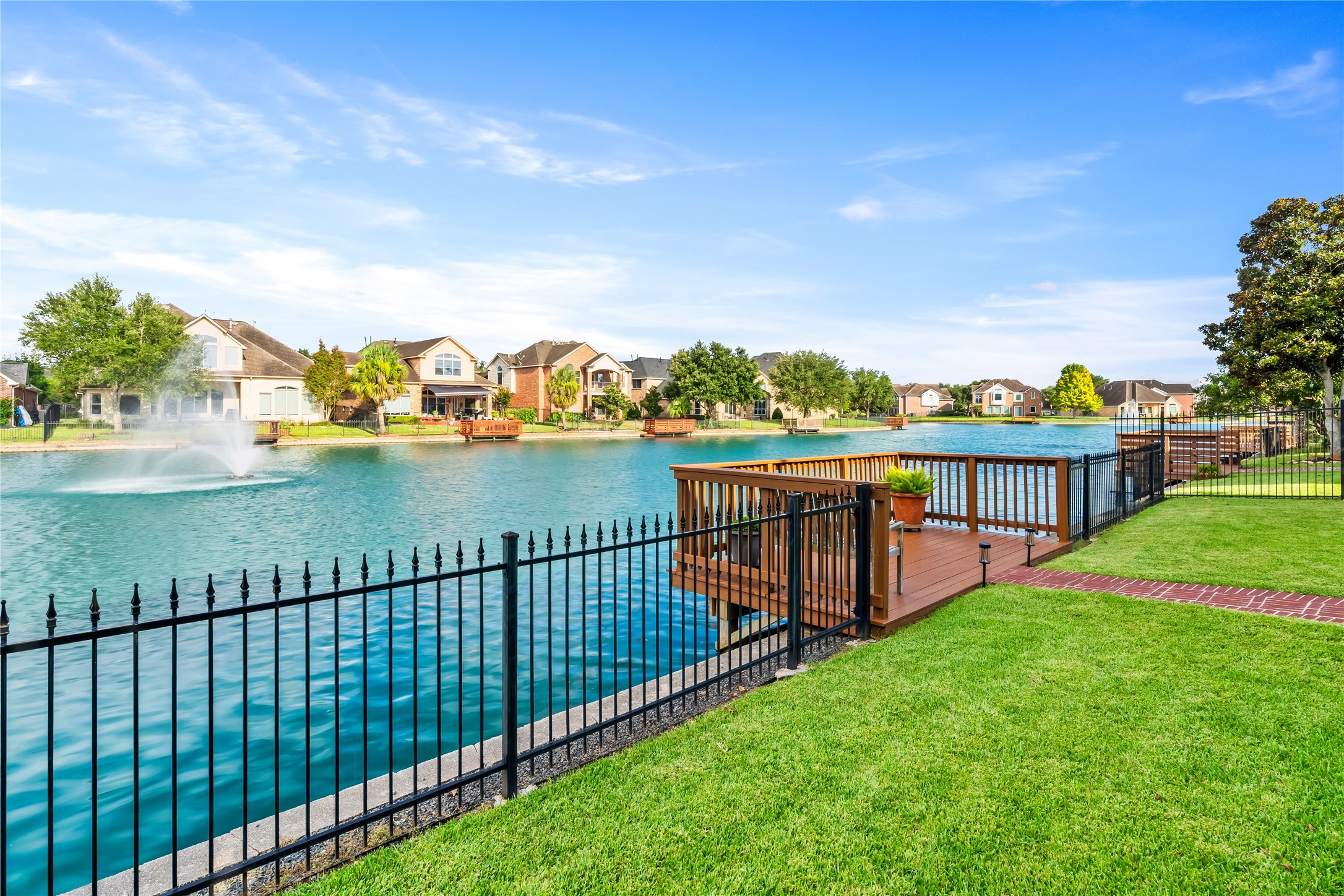 5119 Weatherstone Circle Sugar Land TX 77479