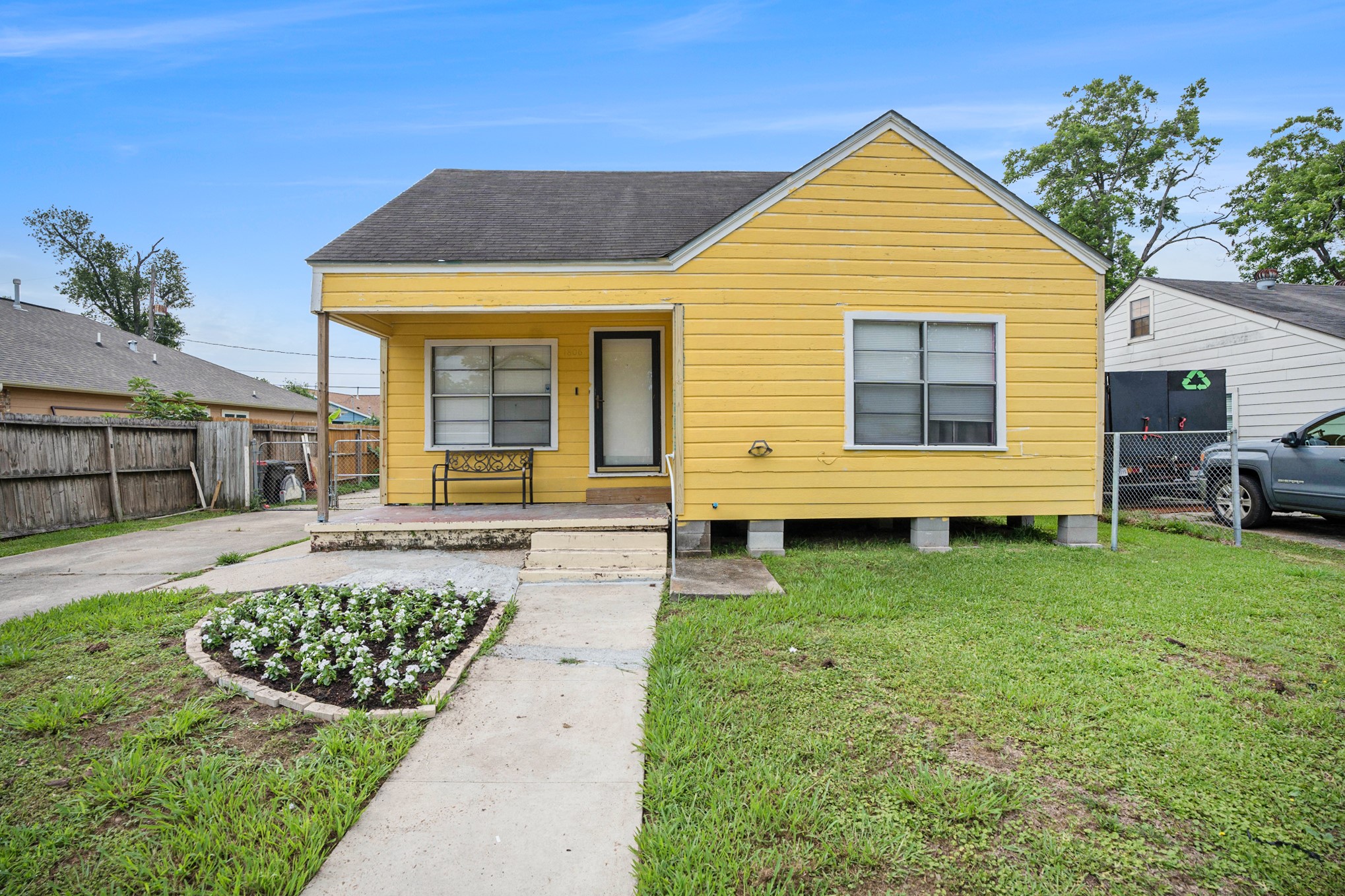 1806 Alabama Street Baytown TX 77520