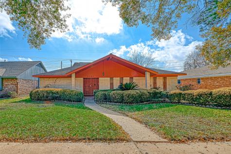 7707 Twin Hills Drive Houston TX 77071