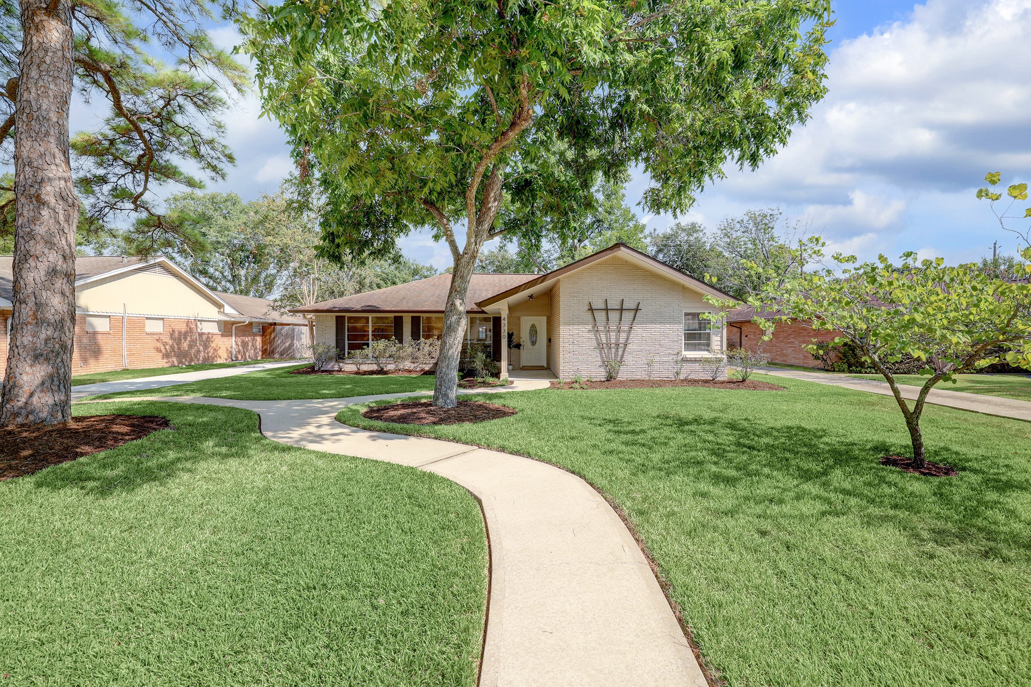 4330 Waynesboro Drive Houston TX 77035