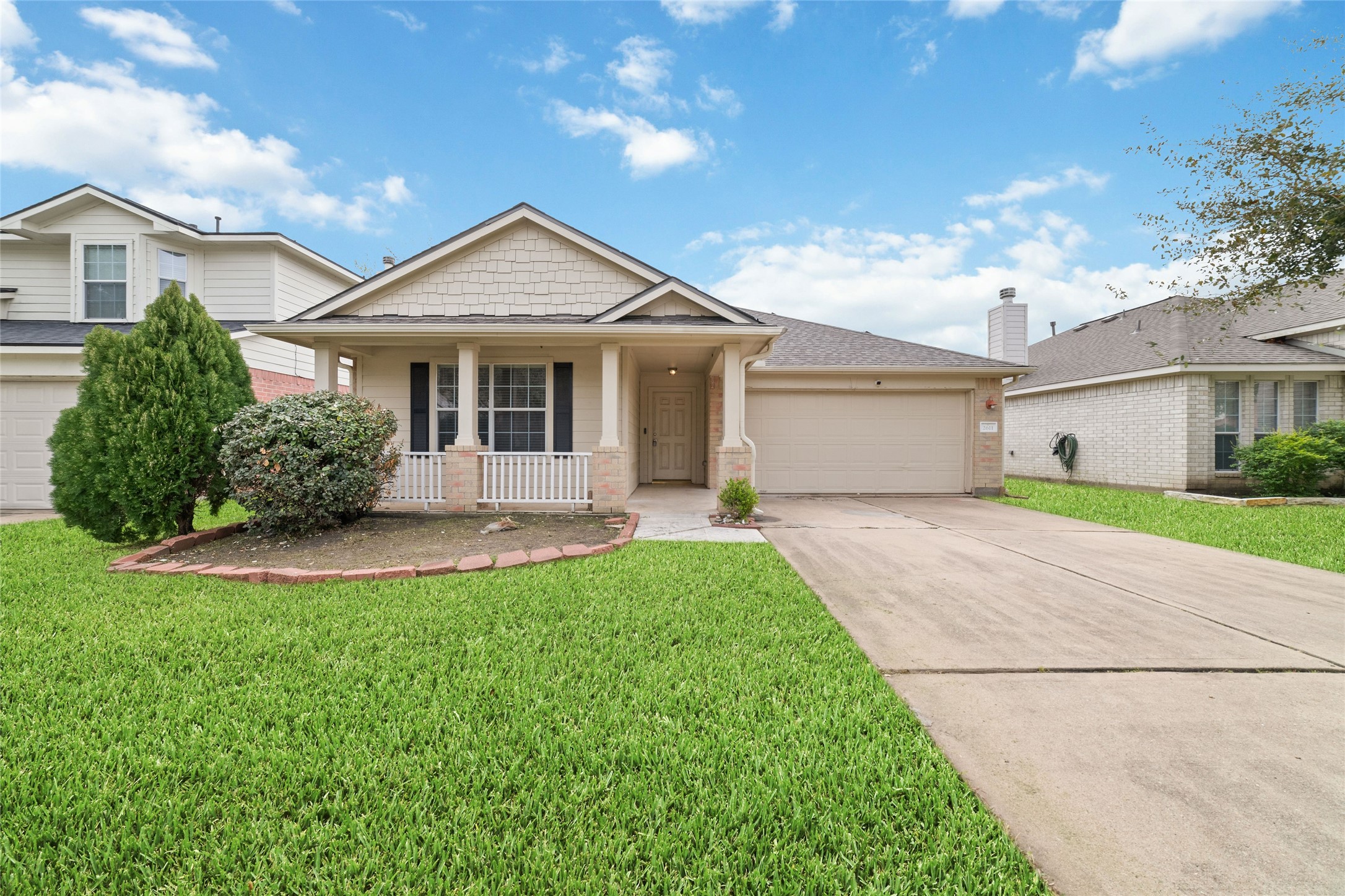 2611 Floral Bloom Way Fresno TX 77545