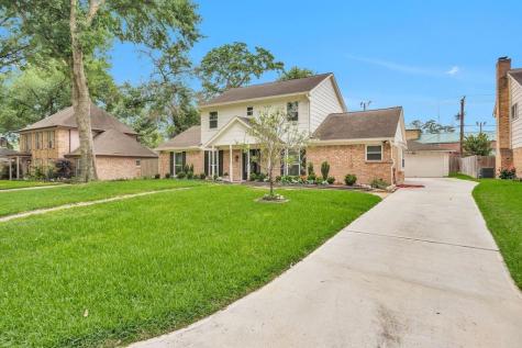 12711 Big Stone Drive Houston TX 77066