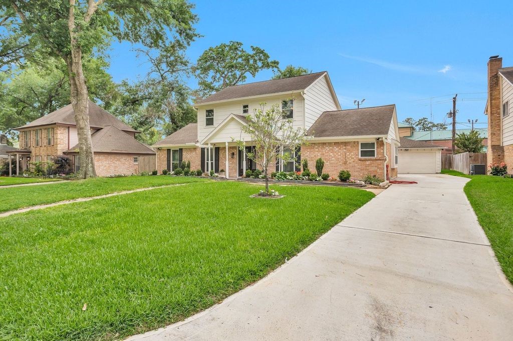 12711 Big Stone Drive Houston TX 77066