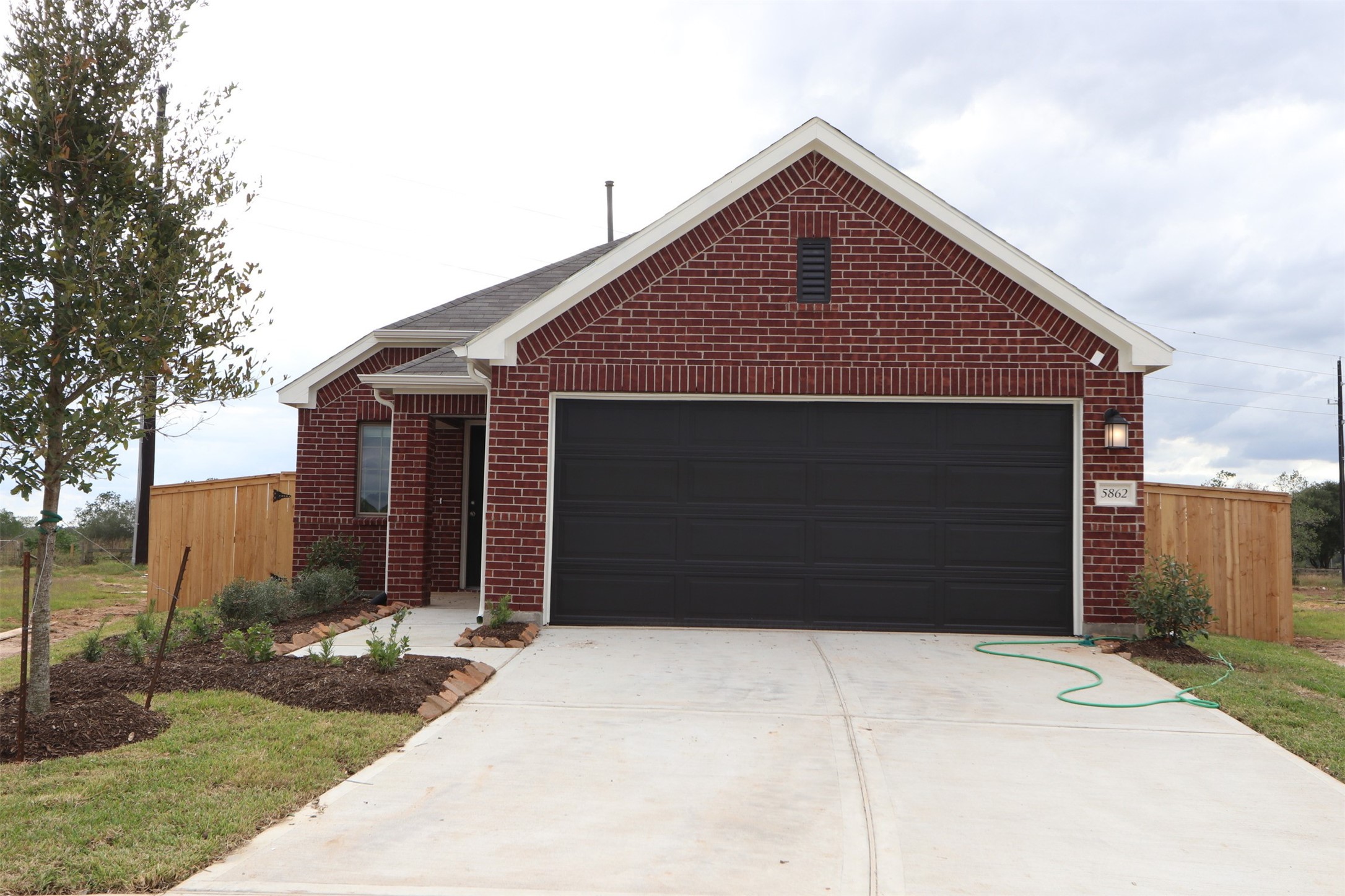 5862 Dawning Sun Street Fulshear TX 77441