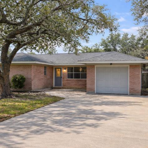 1820 Sunset Avenue Bay City TX 77414