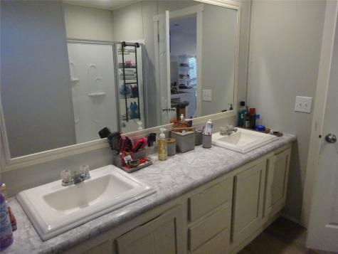 1183 Road 5263 Cleveland TX 77327
