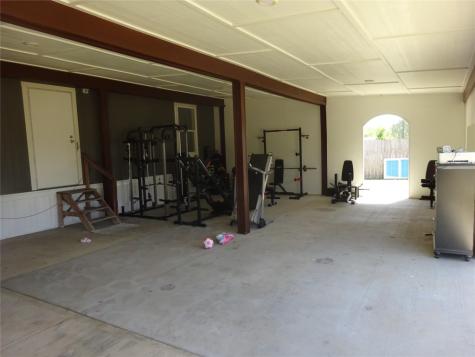 1183 Road 5263 Cleveland TX 77327