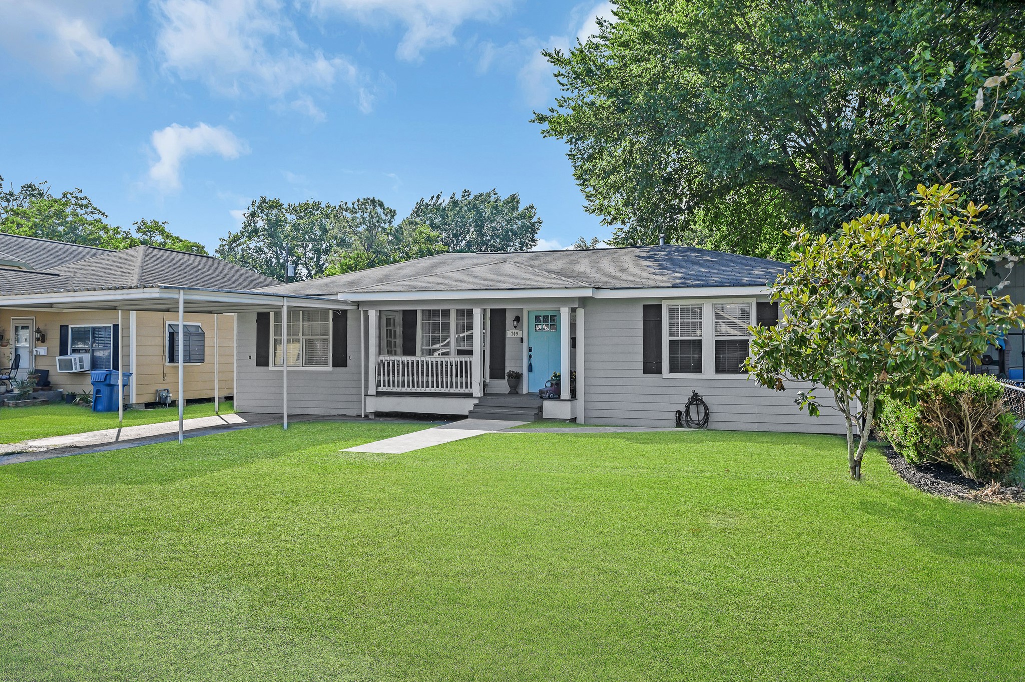 709 Pennsylvania Street South Houston TX 77587