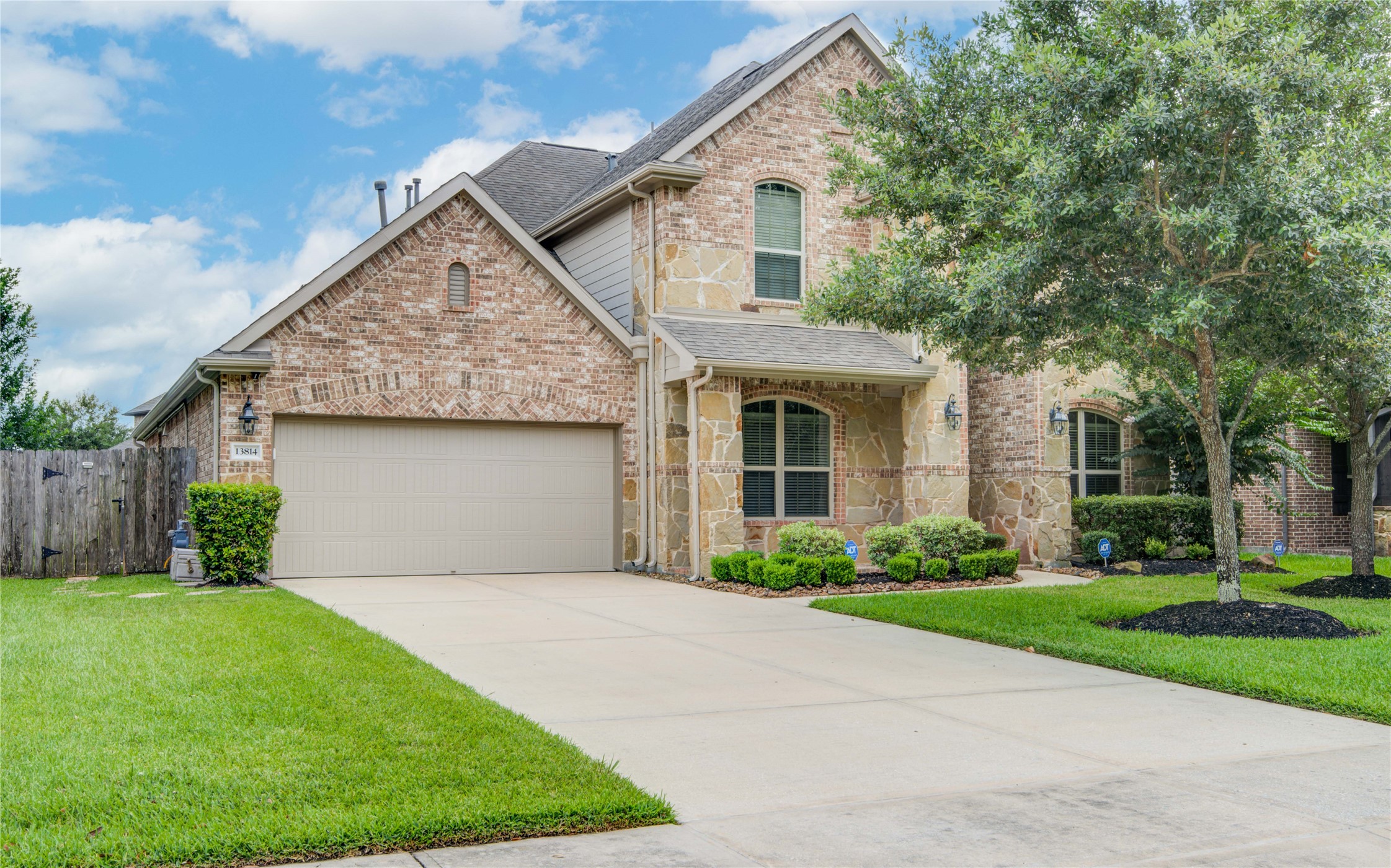 13814 Barrett Ridge Lane Houston TX 77044