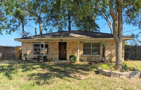 317 Doris Street Cleveland TX 77328