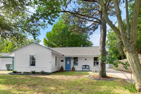 121 Marlin Avenue Galveston TX 77550