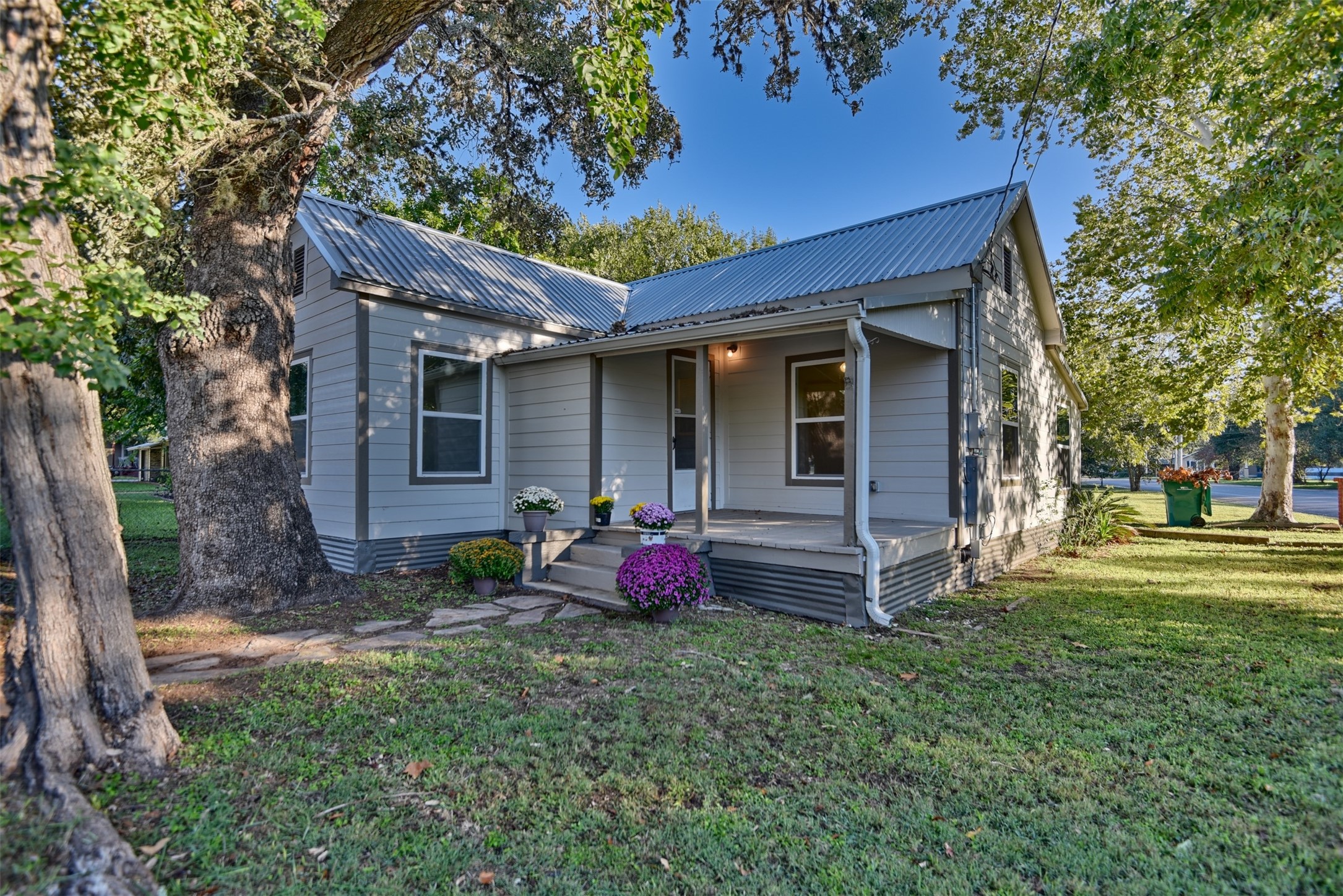 851 S Franklin Street La Grange TX 78945