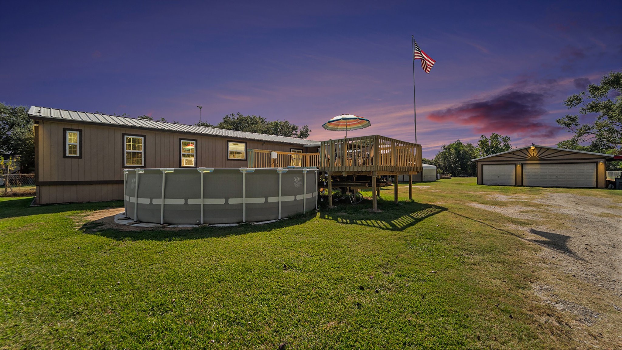 11115 32nd 1/2 Street Santa Fe TX 77510