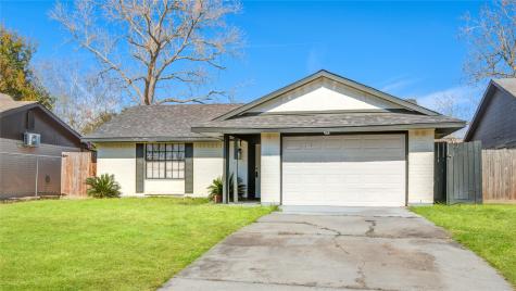 3238 Knotty Oaks Trail Houston TX 77045