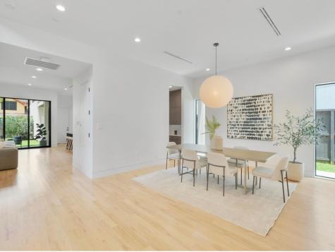 1912 Kipling Street Houston TX 77098