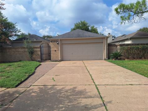4030 Knoll Glen Drive Houston TX 77082