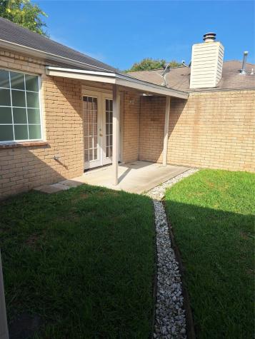 4030 Knoll Glen Drive Houston TX 77082