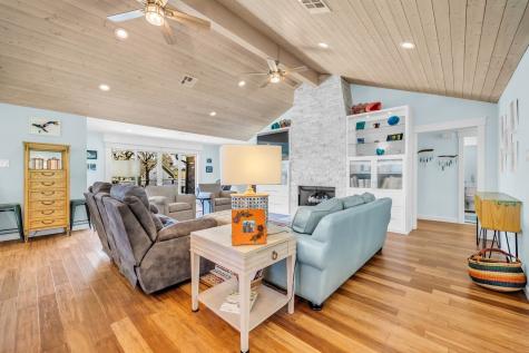 310 Cove Loop Coldspring TX 77331