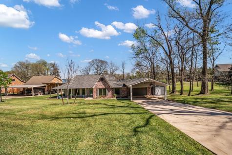 310 Cove Loop Coldspring TX 77331