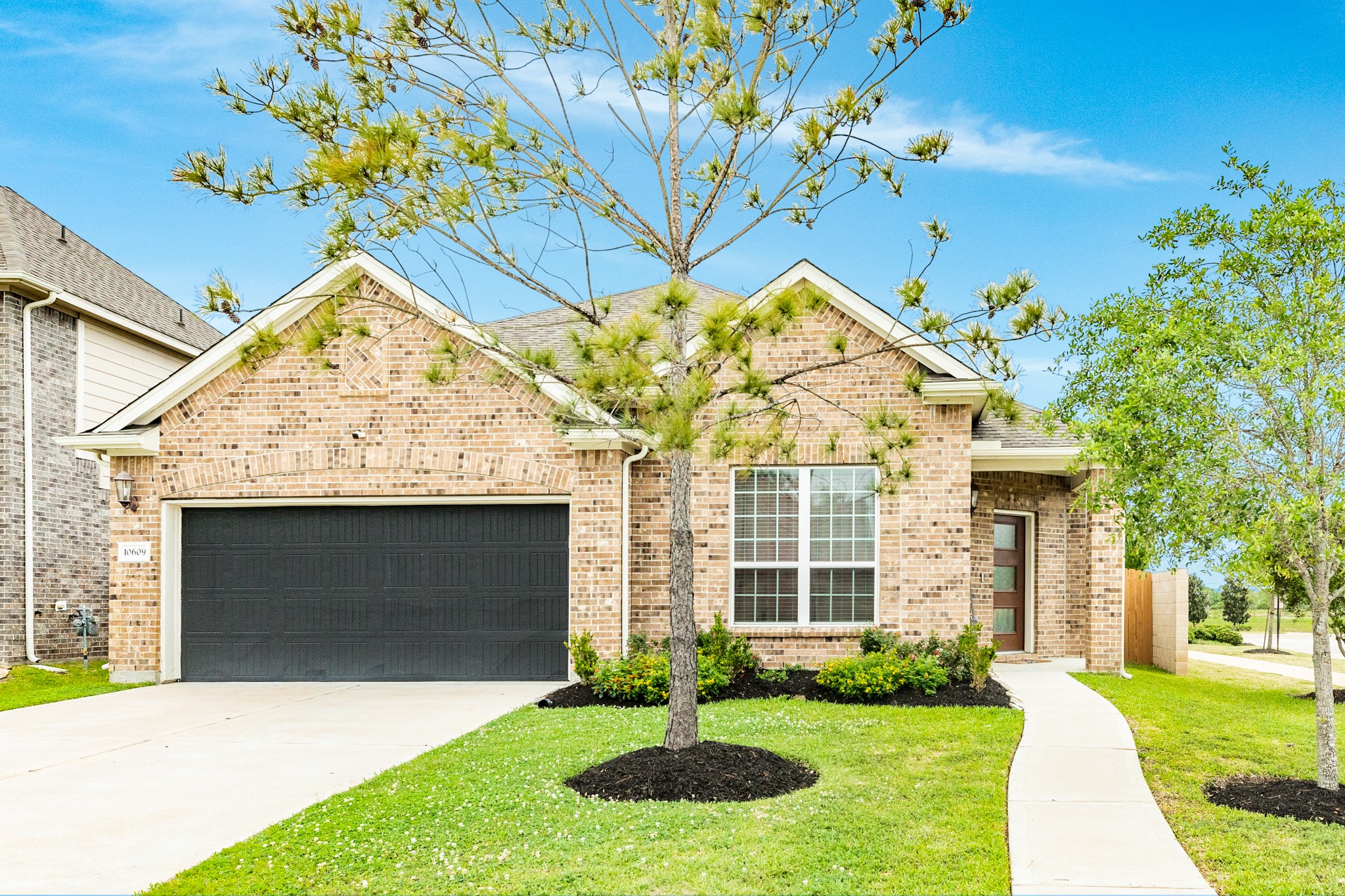 10609 Clouds Rest Drive Rosharon TX 77583