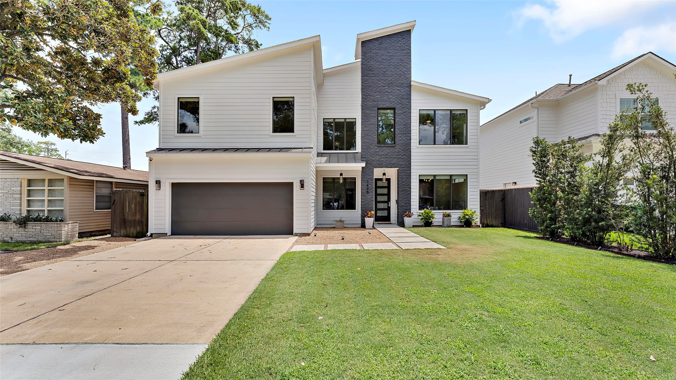 1435 Chantilly Lane Houston TX 77018