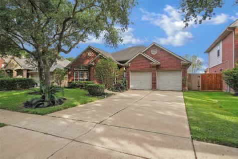 3133 Moonlit Lake Circle League City TX 77573