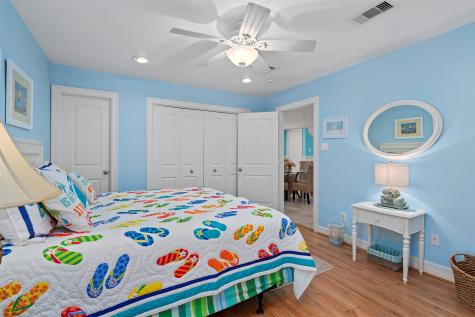 4125 5th Street Galveston TX 77554