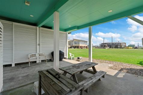 4125 5th Street Galveston TX 77554